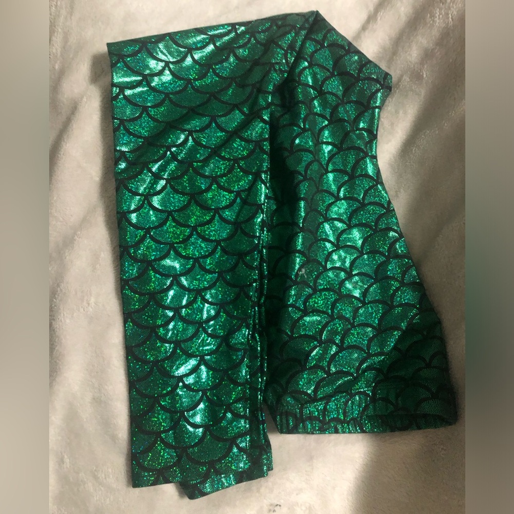 Torrid Shimmering Green Mermaid Scale Leggings